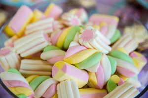 close up photo of marshmallows in bowl